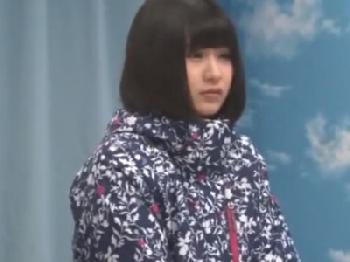 卒業旅行中の女子大生ナンパ→友人とマッサージ体験させたら発情して中出し交尾始めた件W素人美少女痴女のエロ動画