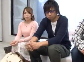 「一発ヤっちゃおっかW」お金に目が眩んだ彼氏持ち女子大生娘が友人と中出し即ハメ！巨乳素人美少女痴女ナンパのエロ動画