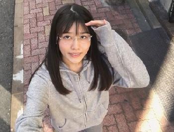 「お願い!お願いだから早く挿れてぇえー♡」美形少女が40日も溜め込んだ性欲望を爆発パコ巨乳痴女顔射ハメ撮り3P乱交神宮寺ナオ...