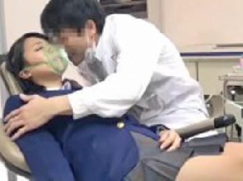 歯医者さんが笑気麻酔で意識を失わせた女子校生に悪戯レイプ美少女のエロ動画