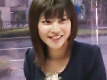 『つい気持ち良くて』お金と快楽で簡単に崩壊する友情素人美少女中出し盗撮のエロ動画