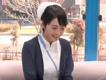 男性の身体的なお悩み相談を聞いて連れてこられた看護師がマジックミラー号FUCK素人看護婦中出しのエロ動画