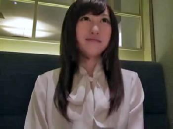 夫との交尾に絶頂したことがない奥さんが初めての本気イキ巨乳素人人妻のエロ動画