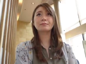 『夫とマンネリで…』子持ち奥様が快感求めて自ら密通サイトに応募巨乳素人痴女人妻ハメ撮りのエロ動画