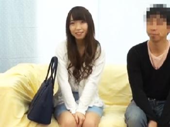 賞金のために友人とファックする教師を目指す超可愛い女子大生素人美少女ロリナンパ盗撮のエロ動画