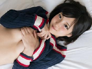 アイドル顔したショートヘア娘童顔なのに揉み心地良さそうな美しい乳房！極上素人とイチャラブパコ美少女ロリのエロ動画