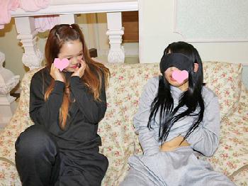 友人同士で援助交際しちゃう童顔ギャル女子校生たちと乱交パコ素人ロリのエロ動画