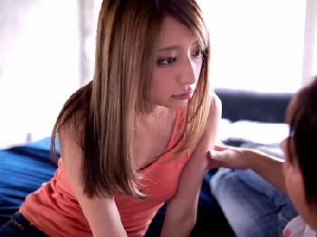 『すごい…ぃっぱいぃ』S級テクニシャンの異名を持つ白石マリエが連続フェラチオ抜き！ギャル痴女手コキ乱交のエロ動画