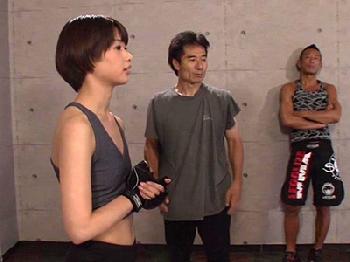 護身術を教えているけど男の力にはかなわなかったインストラクターお姉さん顔射レイプのエロ動画