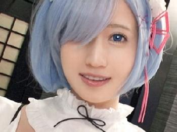 リゼロ・レムのコスプレをする神レベルの素人レイヤーと3Pオフパコ!巨乳ハメ撮りのエロ動画