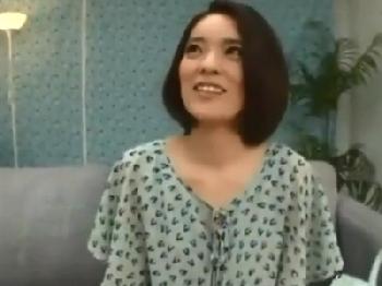 パチ屋から負けて出てきた素人娘をナンパしたっぷり中出しWお姉さんハメ撮りのエロ動画