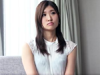 黒ランジェリーつけてイイ女気取りのムチムチ素人と昼からホテルパコ巨乳お姉さん痴女顔射ハメ撮りのエロ動画