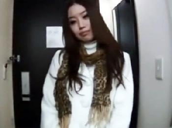 初めての不貞で背徳感に燃え上がっちゃったセレブリティ妻が中出し許可素人人妻ハメ撮りナンパのエロ動画