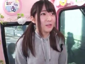 10代の予備校生が未体験の快感に身悶えながら小便漏らしアクメ素人美少女中出しのエロ動画