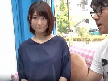 女性恐怖症の若者を優しく受け入れてあげる素敵な母親巨乳素人人妻ナンパのエロ動画