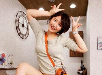 憑依バカッターのヤリタイ放題シリーズ！美容院の美人店員に憑依して店内びしょびしょの中出しプレイ巨乳素人深田結梨のエロ動画