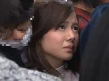 きれいなお姉さんが満員電車内で痴漢されて→抵抗できないままに精液塗れ巨乳ぶっかけのエロ動画