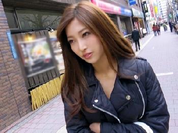 気が強そうなクールビューティーな素人が自らアダルトビデオ出演！巨乳ハメ撮りのエロ動画