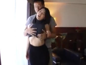 FUCKレスに陥ってしまったデカパイ美人マダムが肉棒を求めて姦淫パコ巨乳人妻顔射のエロ動画