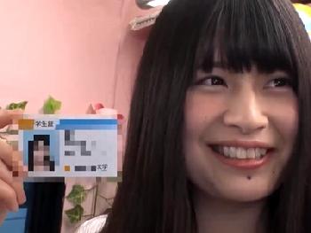 「あぁん♡だめ…ダメだめぇ!」アイドル系の顔なのにケツはデカケツな素人にバックからメガピストン!美少女ナンパのエロ動画