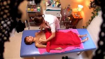 女性同士で快感を求めあうスペシャルサービスのあるエステサロン素人お姉さん痴女人妻熟女盗撮マッサージのエロ動画