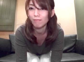 恥ずかしがり屋な素人奥さんが他人棒突っ込まれてガチ喘ぎ巨乳人妻ハメ撮りのエロ動画