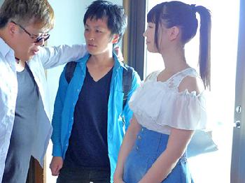 巨漢DQNが後輩が同居している巨大オッパイ彼女に種付けプレス！巨乳美少女中出し鈴木心春のエロ動画