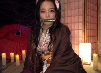 美し過ぎる禰豆子コスの美形少女をガチ拘束！鬼のチカラを持っても抜け出せない荒縄でイラマチオ地獄に美少女ロリコスプレパイパンぶ...