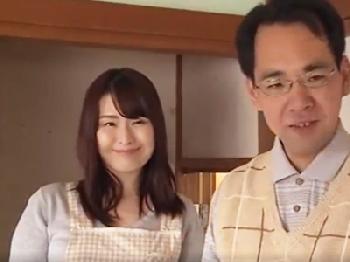 下宿先の優しそうな奥様の淫乱本性がヤバかったW巨乳お姉さん痴女熟女のエロ動画