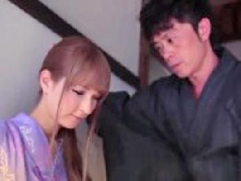 真夏の女ティアが浴衣やビキニで青姦交尾!巨乳お姉さんギャル露出のエロ動画