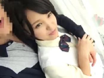 照れ屋さんの純真無垢な美形少女女子校生が円光ハメ撮りで鬼イキ連チャンオーガズム！美少女顔射のエロ動画