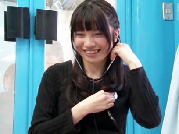 19歳現役女子大生がマジックミラー号訪問→中出し交尾開始で欲求不満解消！素人美少女痴女のエロ動画