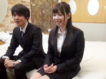 「ただの先輩ですしW」巨大バストオフィスレディと上司をラブホテルに2人きりにした結果W巨乳素人美少女痴女OL中出しナンパ盗撮...