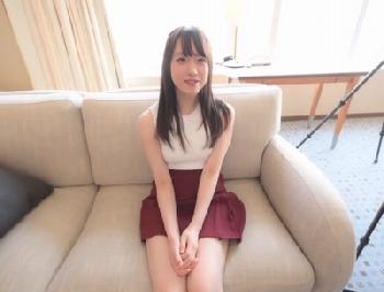 『こんなに撮るの?…』初撮り美形少女が恥ずかしがりながらもコスプレハメ撮りで本気イキ素人美少女のエロ動画