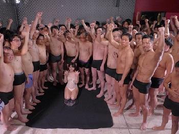 ガチ閲覧注意!ミニマム美形少女が計123発の精液を全ザーメンごっくんする残虐映像W美少女顔射フェラぶっかけ麻里梨夏のエロ動画