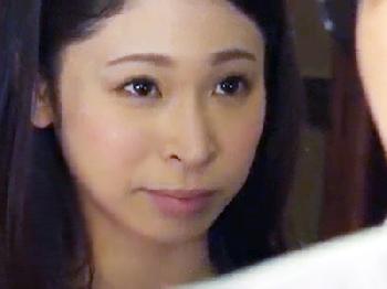 「いいよ‥」刑務所からでてきた性に飢えまくった男に体を許して獣のような性行為巨乳お姉さん痴女のエロ動画