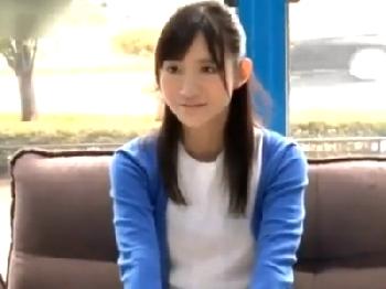 巨根との性交中に感想を求められてガチ羞恥素人娘W美少女のエロ動画