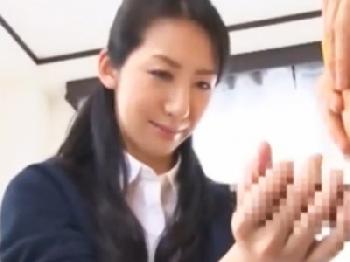 美魔女お母ちゃんが体を使って女を妊娠させるための性教育を息子に実施人妻熟女中出し近親相姦のエロ動画