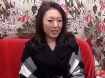 『お願い抜かないで』久しぶりの中出しFUCKに猛烈興奮を隠せないセレブオバちゃん巨乳素人痴女熟女ハメ撮りナンパのエロ動画