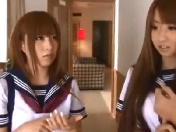 もっちりおっぱいのギャル女子校生と保健室でズボハメ性交顔射近親相姦のエロ動画