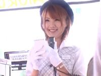 バスガイドになった天海つばさがお客様をフェラチオで案内するツアー美少女ギャルのエロ動画