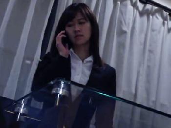 『お願いだからヤメてぇ!』お母ちゃんの目の前で中出し凌辱される娘!さらに親子丼3Pまで巨乳女子校生美少女ロリOLのエロ動画
