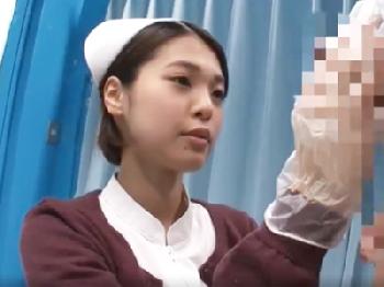 「お力になれるのなら‥」優しすぎた看護師さんが悩めるイチモツを膣内に導いてあげるW素人美少女お姉さんコスプレ看護婦手コキのエ...