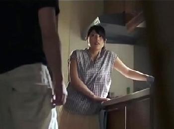 「え!?や、、、ヤメて!」幸せの絶頂絶頂にいた若奥様が…無慈悲レイプ魔に狙われ極悪レイプに!人妻顔射新村あかりのエロ動画
