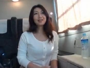 40代の美魔女マダムと…しっぽり密通温泉旅行で寝取られハメ巨乳素人人妻ハメ撮りのエロ動画