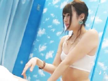 経験人数すくない女子大生でもマジックミラー号のローションマッサでは色情→友人とヤってしまうW素人お姉さん痴女中出し盗撮のエロ...