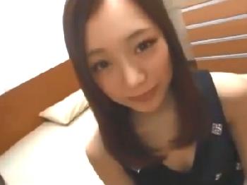 待ちゆく女子校生をナンパゲットし小遣い稼ぎに脱ぎたてパンツでパンコキ生姦巨乳素人美少女ギャルのエロ動画