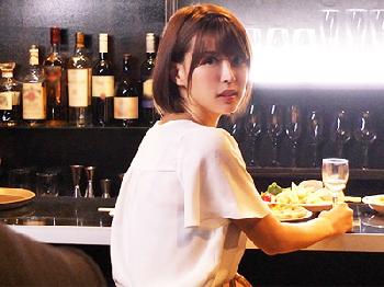 同窓会に出かけた妻が昔のクズな元彼氏に寝取られる屈辱W人妻顔射フェラのエロ動画