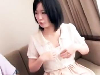 電マでアソコを刺激したら簡単に股を開いた素人娘にどっぷり中出しハメ撮りナンパのエロ動画