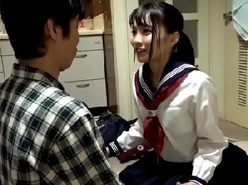「パパ大好き♡」年頃の娘なのに実父が大好きでたまらないミニ系っ子女子校生美少女ロリ近親相姦のエロ動画
